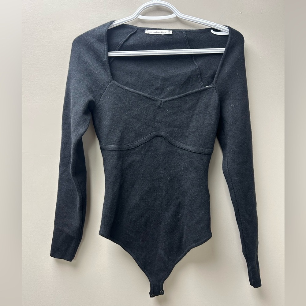 Abercrombie & Fitch Black Sweetheart Ribbed Long Sleeve Bodysuit